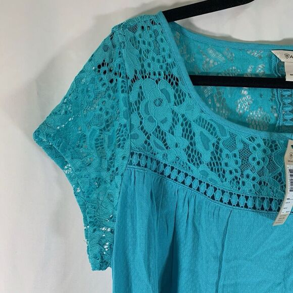 New Ariat Blouse Women's Small Blue Short Sleeve Crotche Round Neck Lightweight - Picture 4 of 9